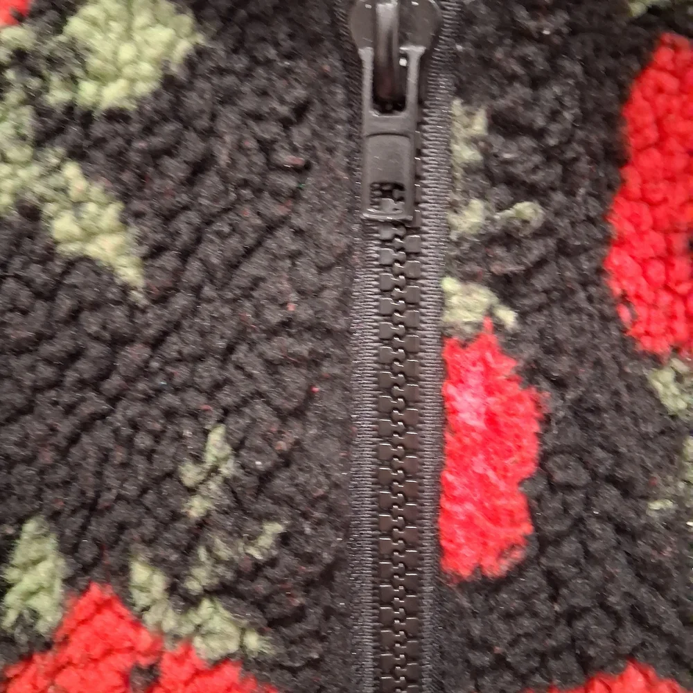 Forever 21 Black and Red Floral Teddy Jacket - Picture 3 of 5